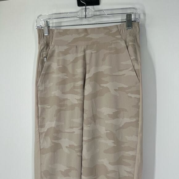 Athleta Brooklyn Camo Jogger Pants in Abalone Camo - Picture 3 of 9